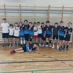 Reprezentujący naszą szkołę siatkarze z klasy 5 A i 6 A