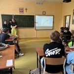 Zespoły uczniów klas piątych podczas turnieju