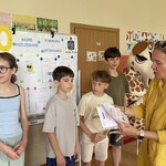 11- uczniowie nagrodzenia za  opowiadanie.jpg
