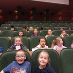 Uczniowie klas I na pokazach iluzjonistycznych.  (3).jpg