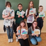 klasa 7c z kartami bankowatowymi.jpg