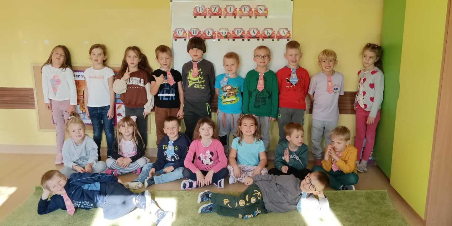 Dzień chłopaka w Zajączkach.jpg