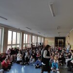 uczniowie klas IV-VIII na apelu