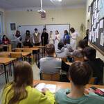 Kolędnicy w klasie 8a