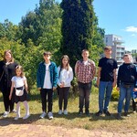 uczniowie naszej szkoły przed cerkwią