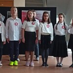 Część artystyczna w wykonaniu klas III