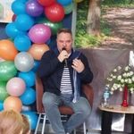 pisarz- pan Grzegorz Kasdepke