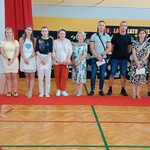 Rodzice współpracujący i wspierający szkołę i nauczycieli z Panią Dyrektor i Panią Wicedyrektor