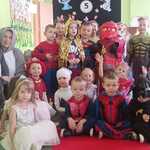 Zdjęcie grupowe dzieci z grupy Wiewiórki