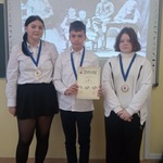 Uczniowie klasy szóstej A nagrodzeni medalami i dyplomem
