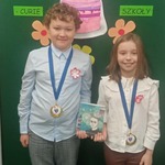Uczniowie klas trzecich nagrodzeni medalami 