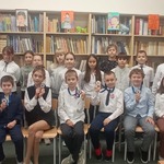 Grupa trzecioklasistów biorących udział w turnieju
