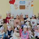 Zdjęcie grupowe dzieci z grupy Biedronki