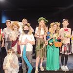 Uczniowie z klasy 5 B przebrani za bogów