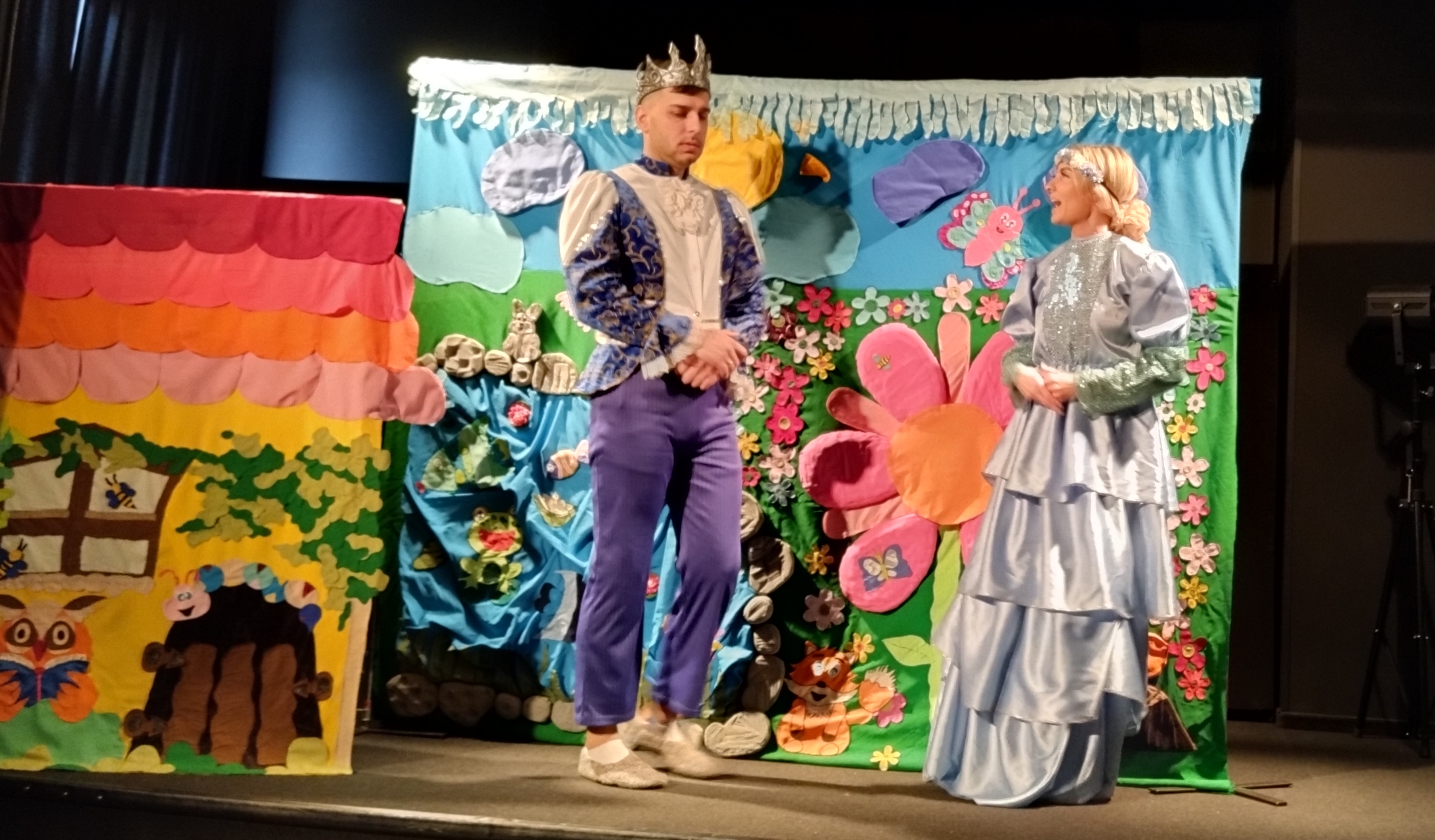 Teatrzyk: Przygody małej Calineczki