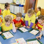 Uczniowie z klasy I A i II A wykonują zadania LOGICO