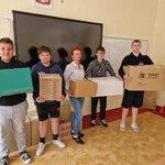 Przekazanie darów organizatorom zbiórki