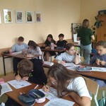 Uczniowie klasy 4 A podczas zajęć