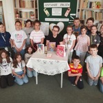 Klasa 3A z gościem specjalnym panią Iwoną z Filii nr 13 Książnicy Podlaskiej