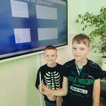Klasy 1-3 sprawdzają swoją wiedzę biorąc udział w zabawach interaktywnych