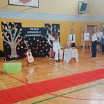 Występ uczennic z klasy 6 A