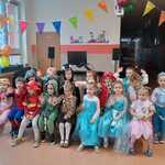 Zdjęcie grupowe dzieci z grupy Biedronki